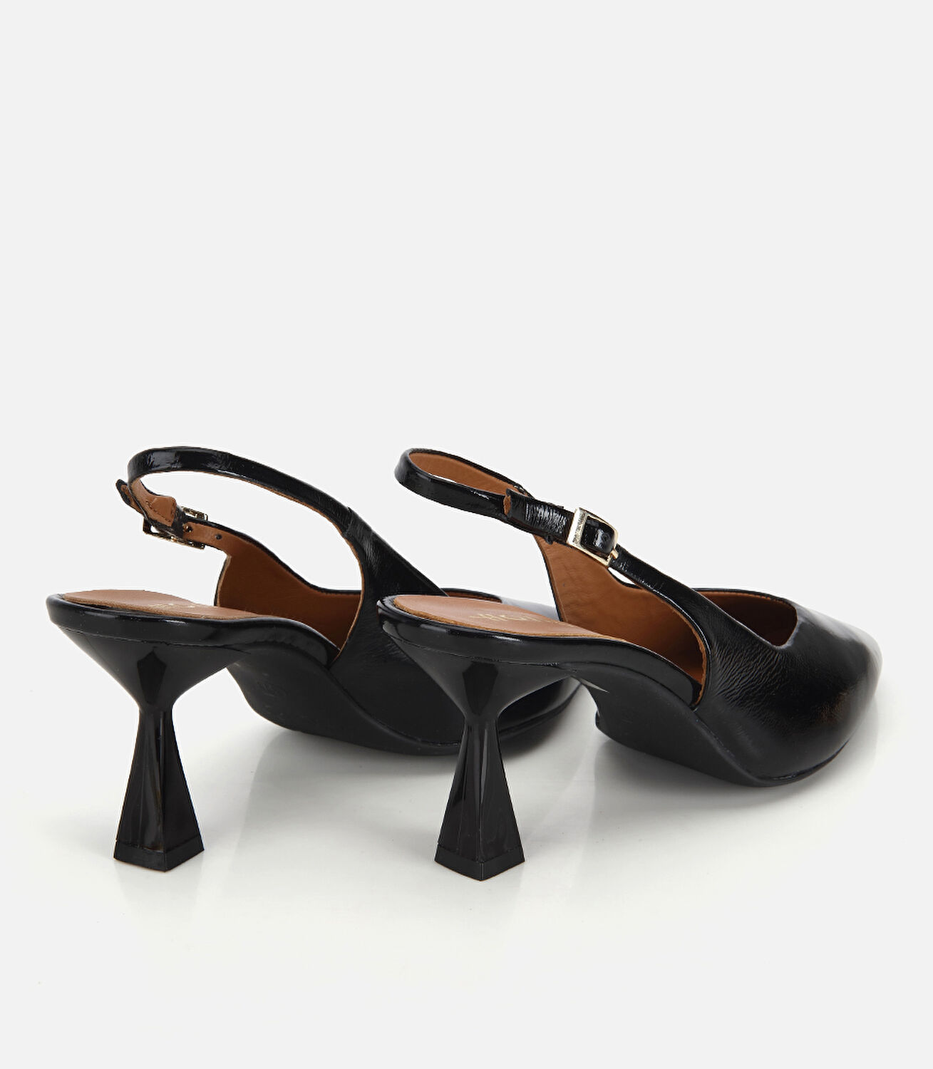 Kadın Rugan Deri Siyah Sivri Burunlu Arkası Açık Kısa Topuklu Stiletto