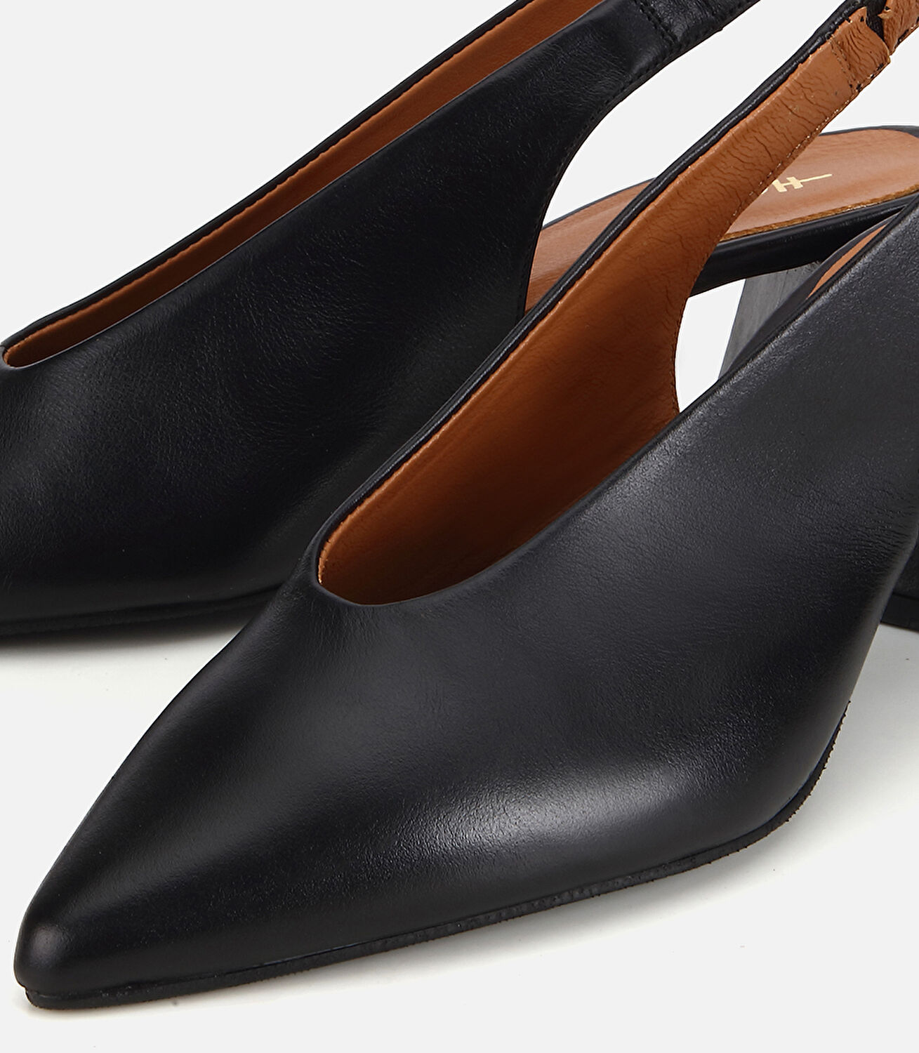 Kadın Deri Siyah Arkası Açık Kalın Topuklu Ayakkabı