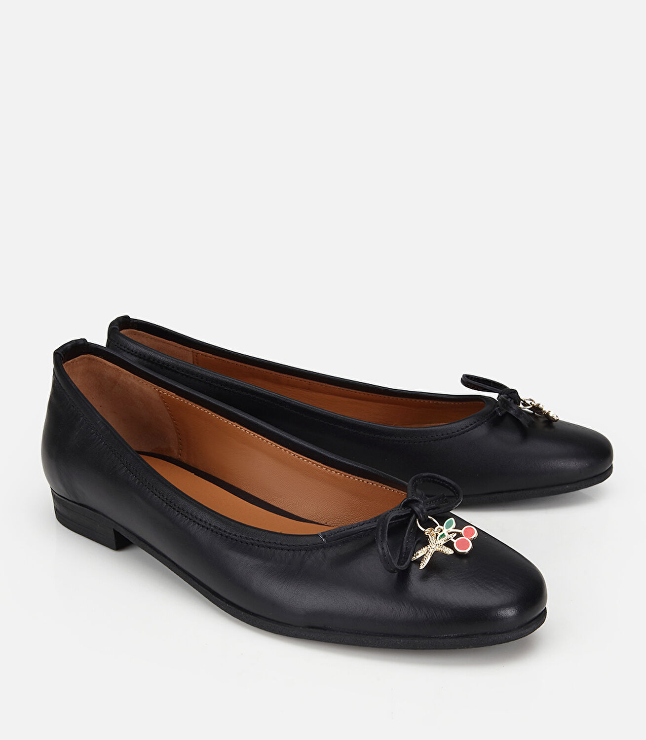 Kadın Deri Siyah Tokalı Babet