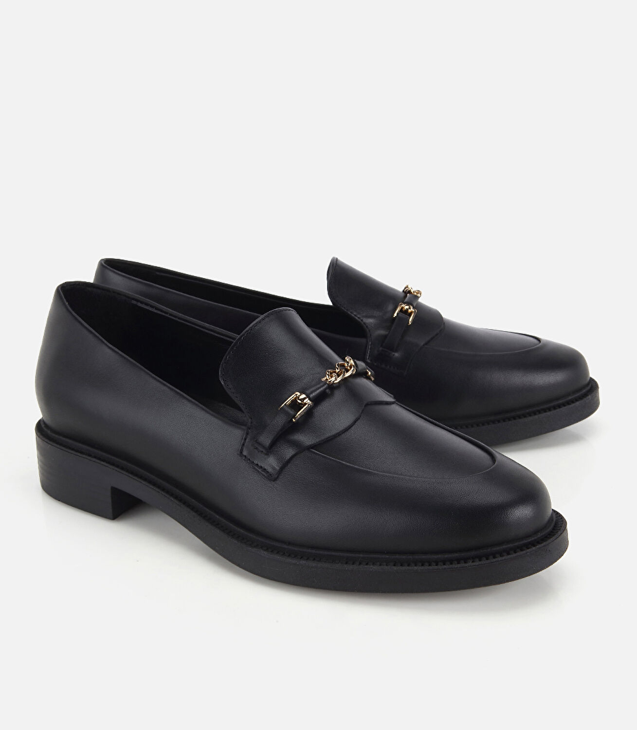 Kadın Deri Siyah Zincir Gold Detaylı Klasik Loafer
