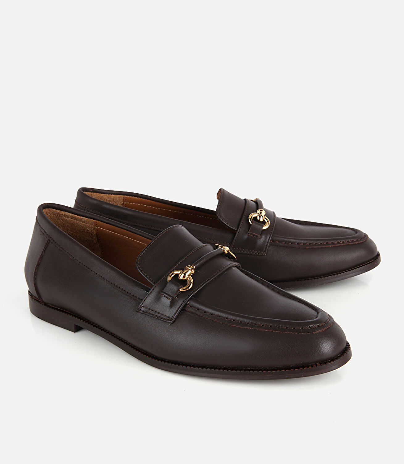 Kadın Deri Siyah Gold Toka Detaylı Klasik Loafer