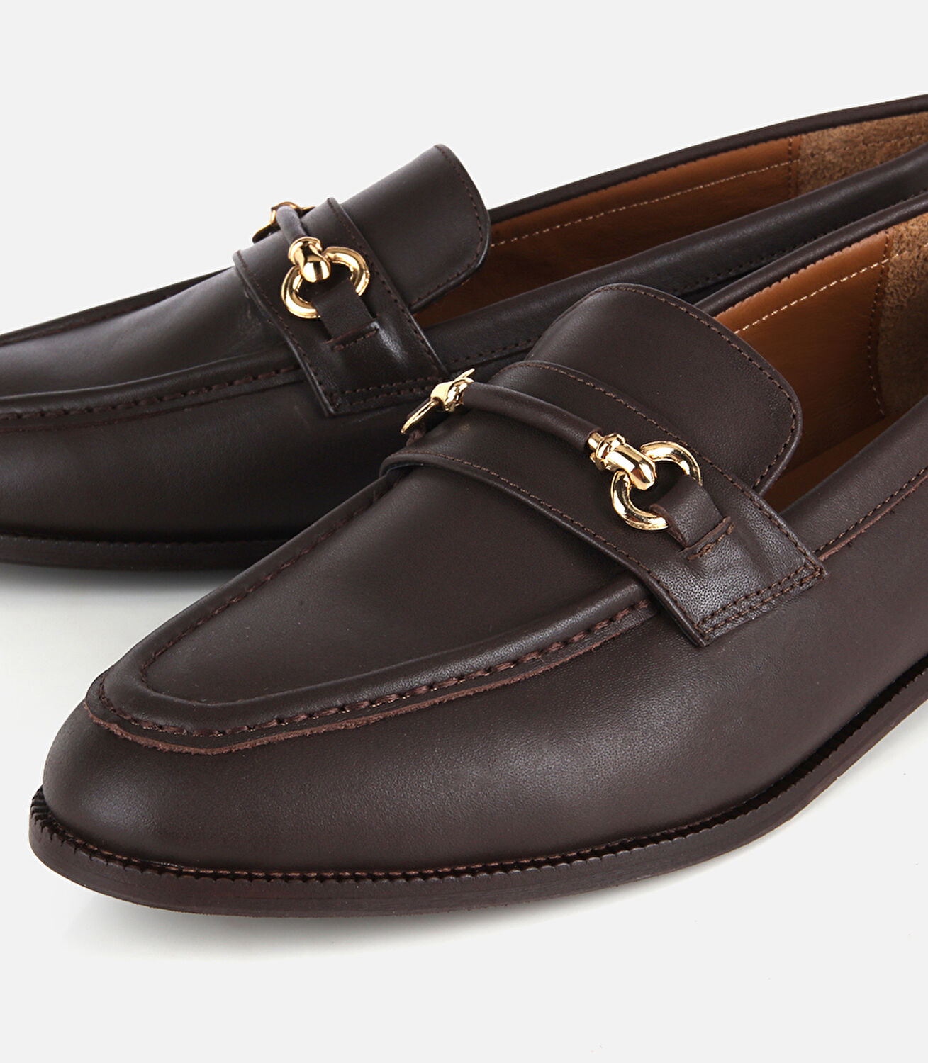Kadın Deri Siyah Gold Toka Detaylı Klasik Loafer