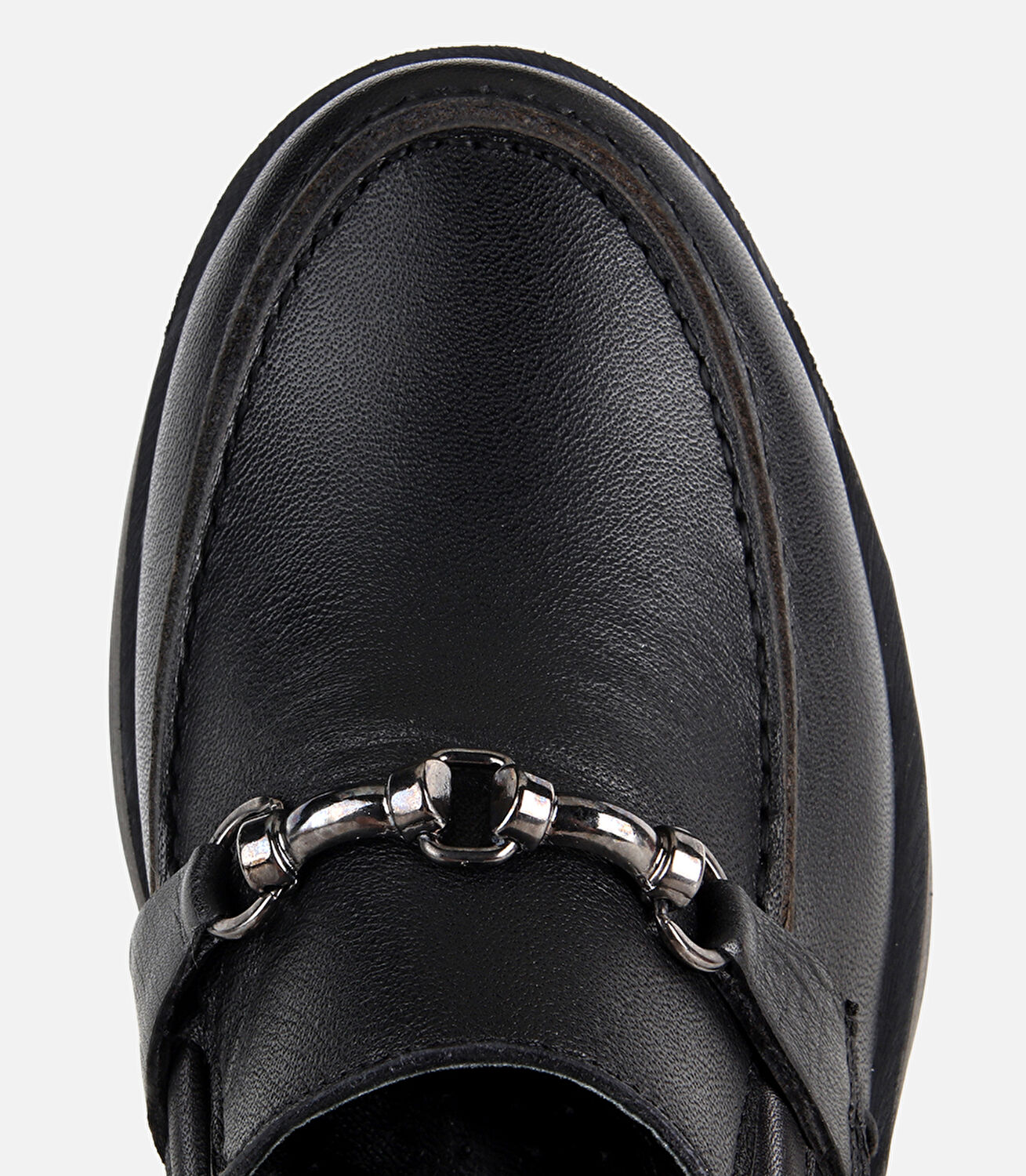 Kadın Deri Siyah Metal Zincir Detaylı Klasik Loafer