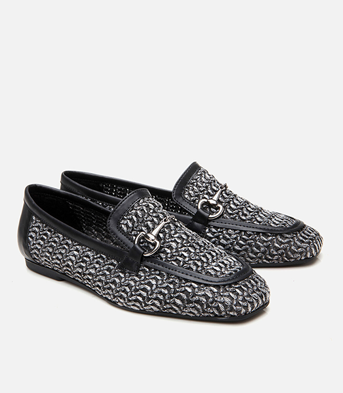 Kadın Siyah Hasır Detaylı Tokalı Loafer