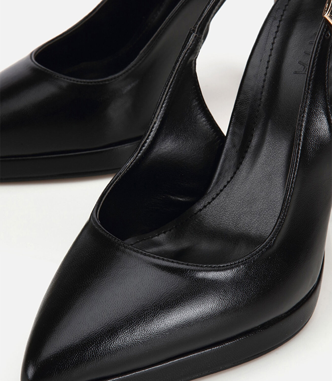Kadın Siyah Sivri Burunlu Platformlu Yüksek Topuklu Arkası Açık Stiletto