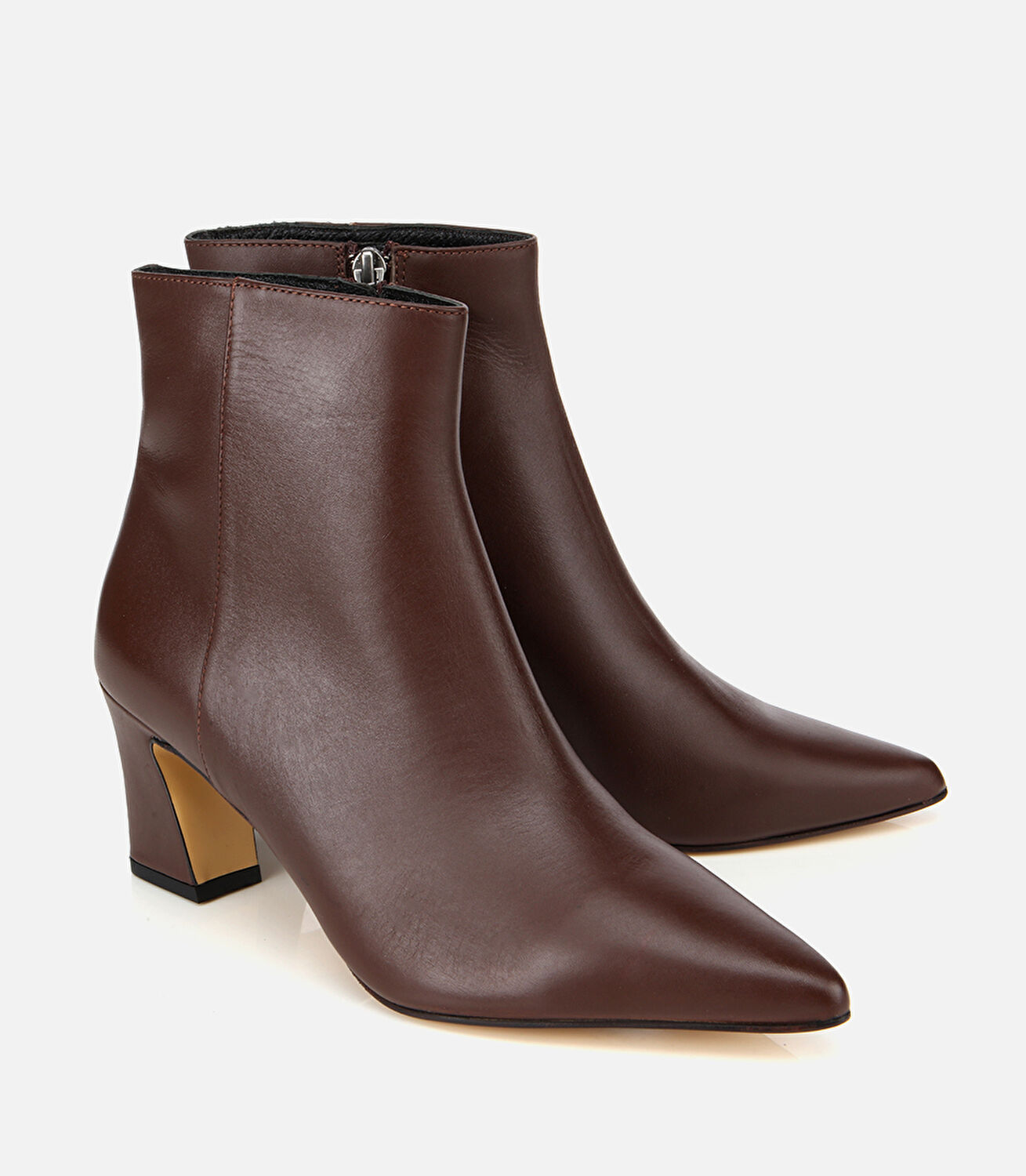 Kadın Deri Kahverengi Sivri Burunlu Bilekte Topuklu Bot