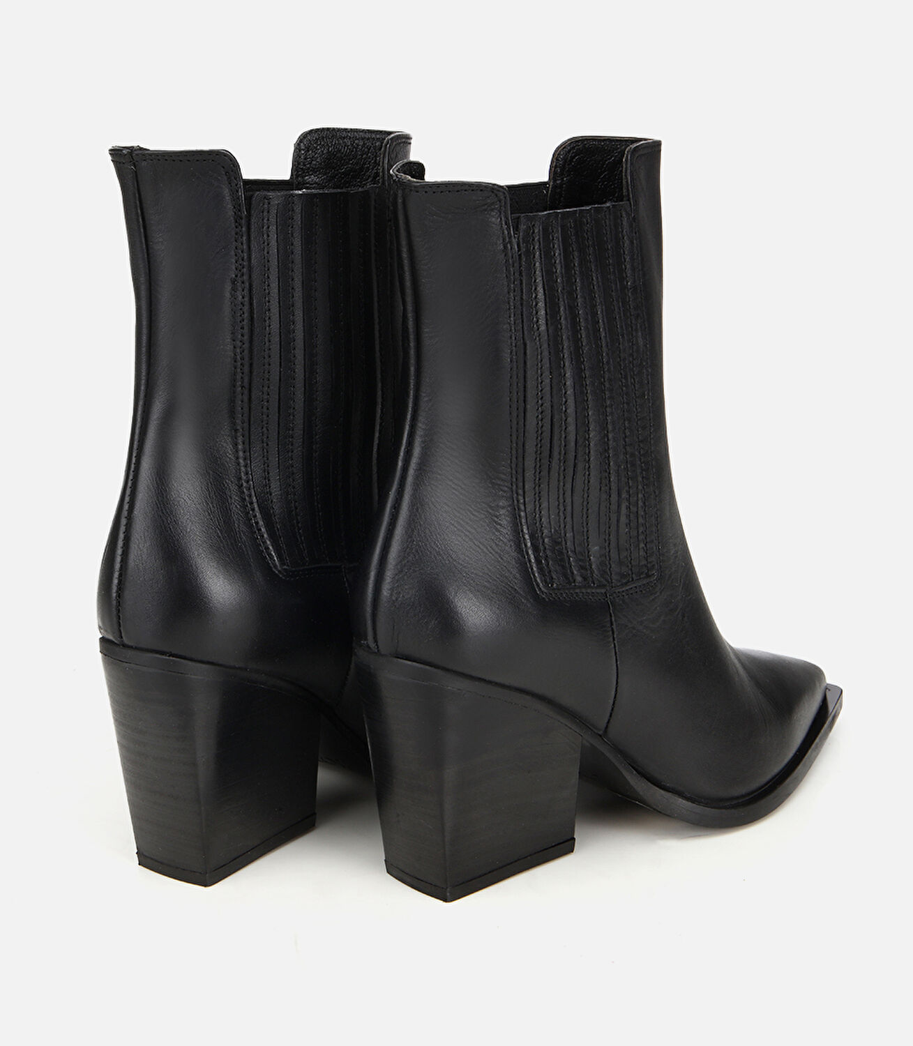 Kadın Deri Siyah Lastik Detaylı Sivri Burunlu Topuklu Bot