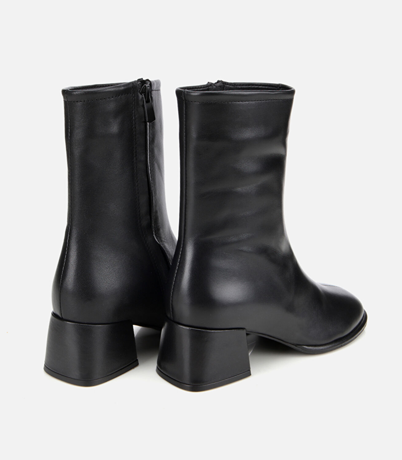 Kadın Deri Siyah Bilekte Topuklu Bot