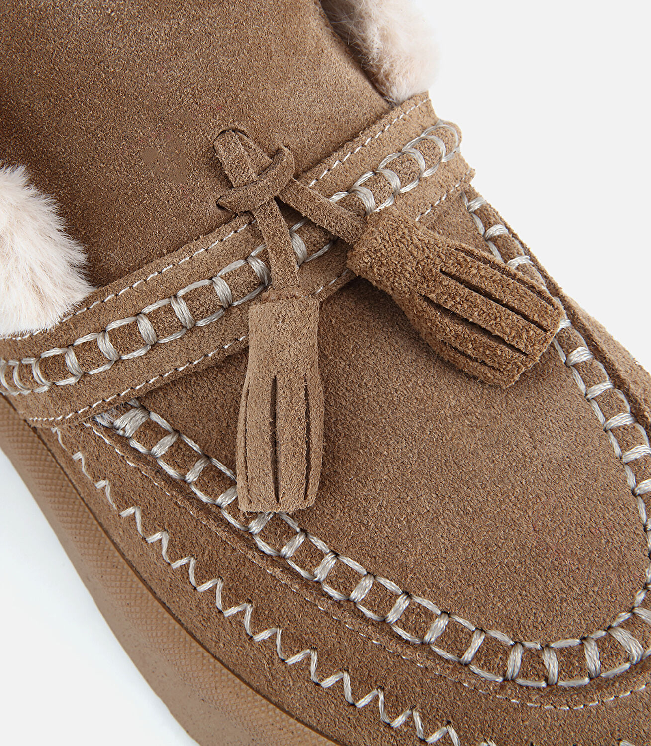 Kadın Süet Deri Açık Kahverengi İçi Kürklü Püskül Detaylı Düz Bot