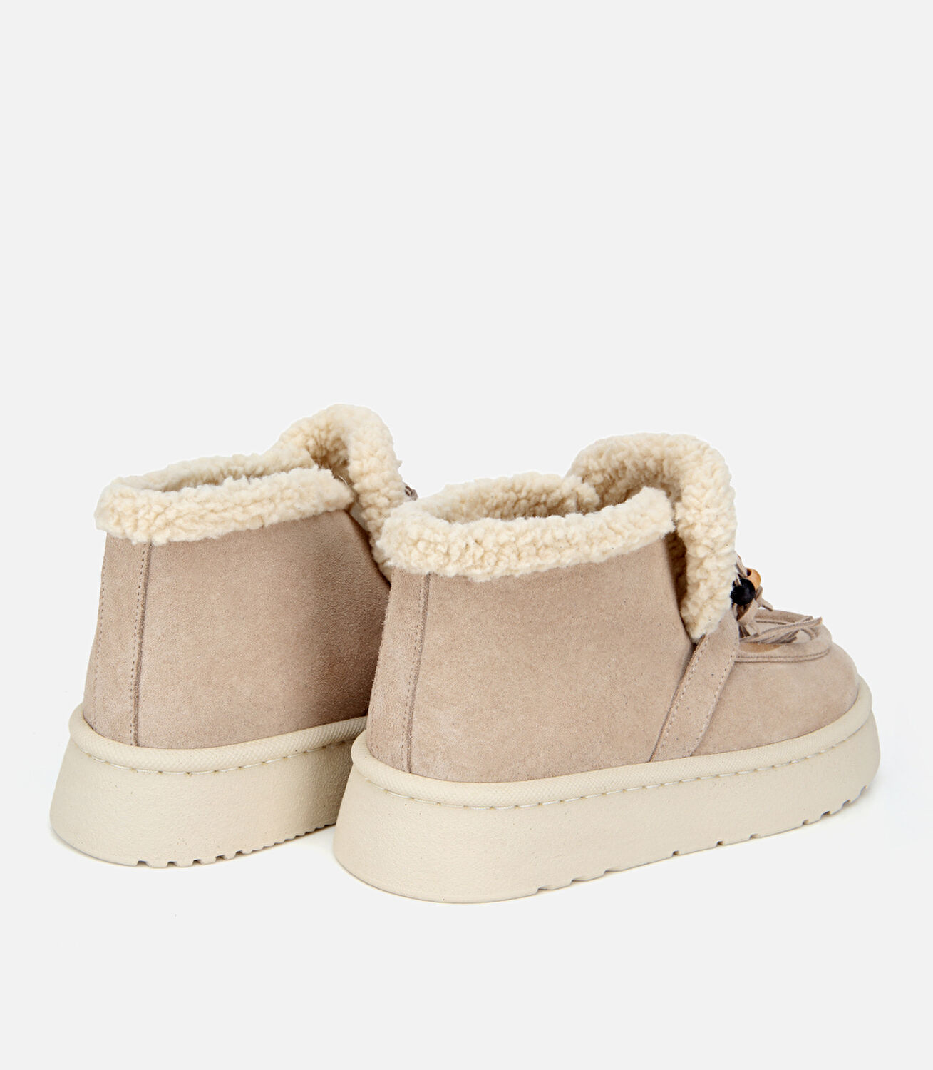 Kadın Süet Deri Bej İçi Kürklü Saçaklı Püskül Detaylı Düz Bot