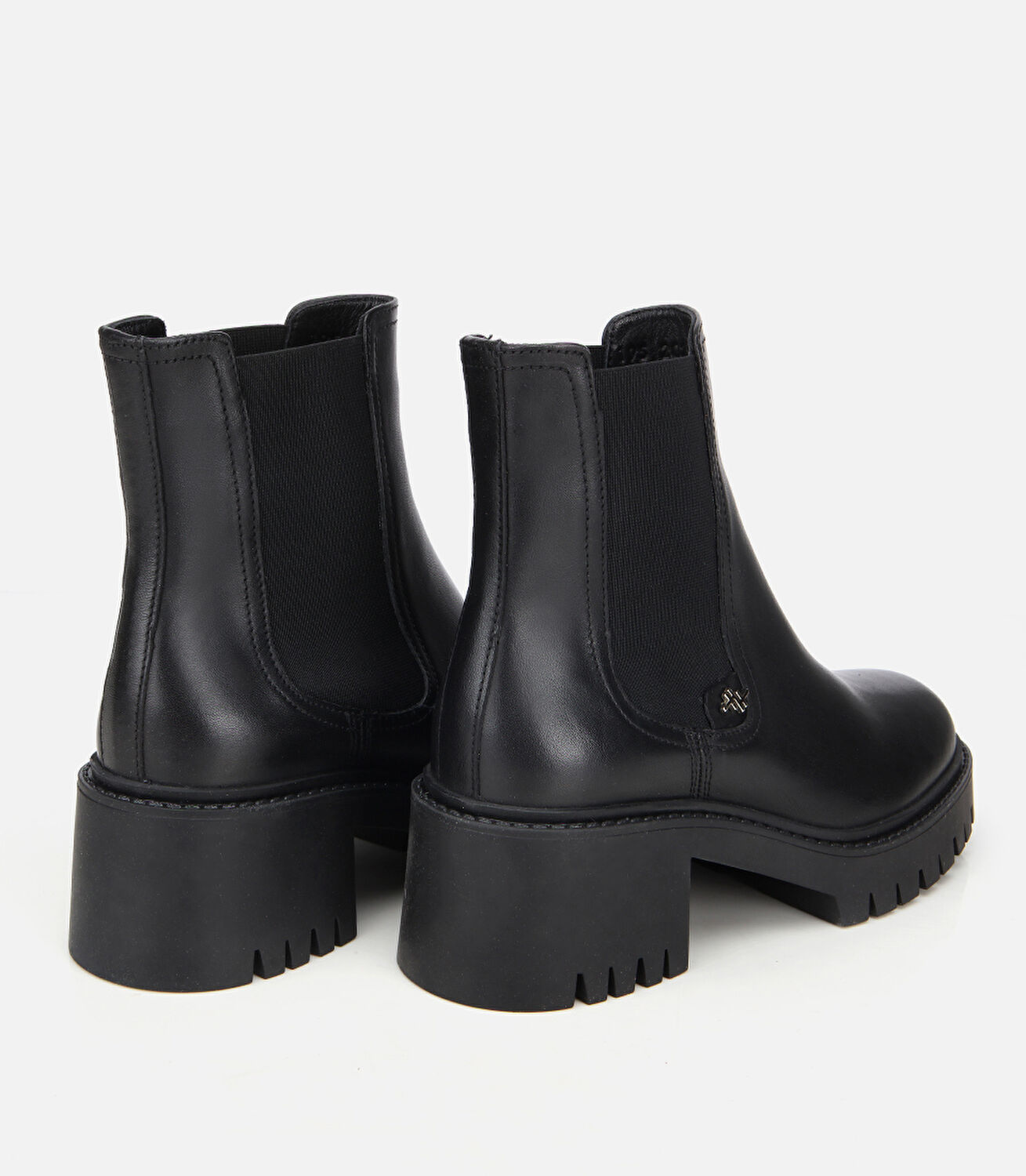 Kadın Deri Siyah Lastik Detaylı Kalın Tabanlı Topuklu Bot