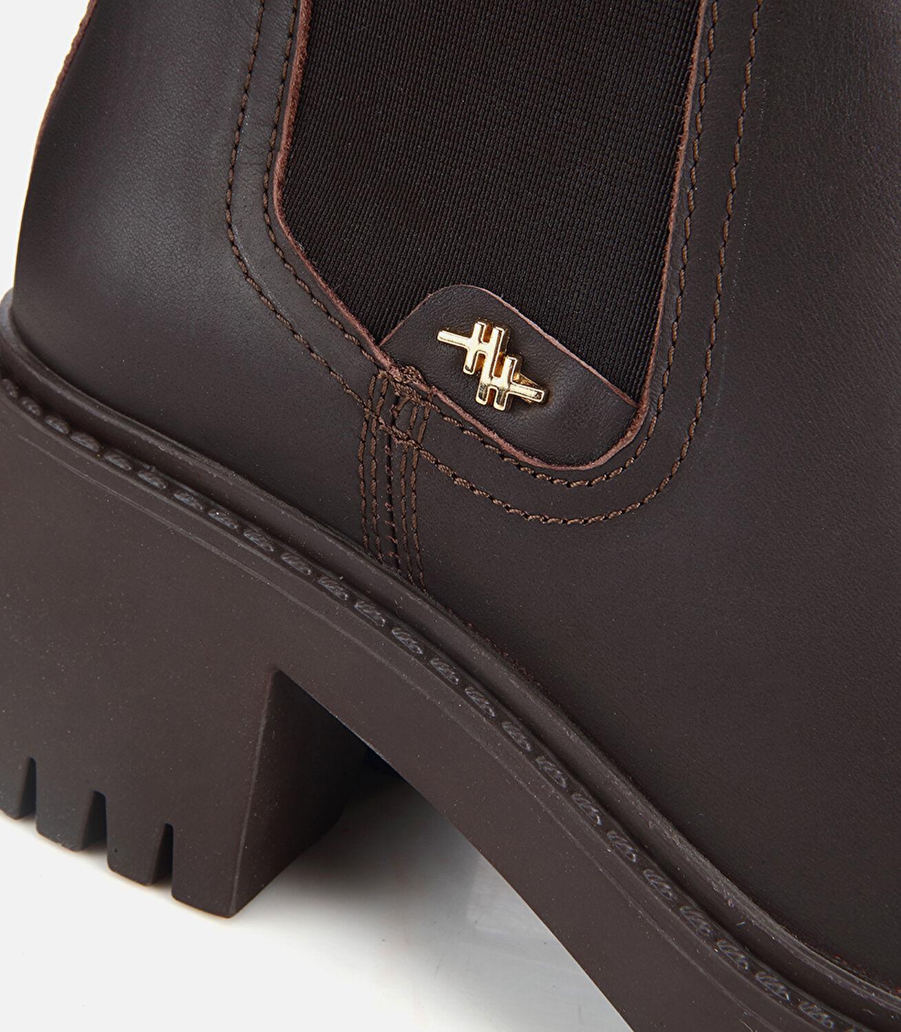 Kadın Deri Kahverengi Lastik Detaylı Kalın Tabanlı Topuklu Bot