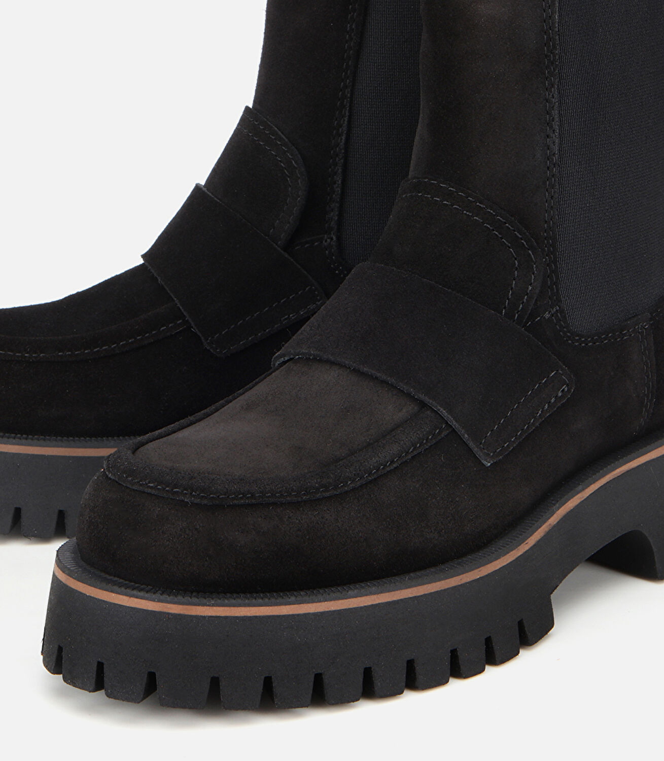 Kadın Süet Deri Siyah Lastik Detaylı Bantlı Düz Bot