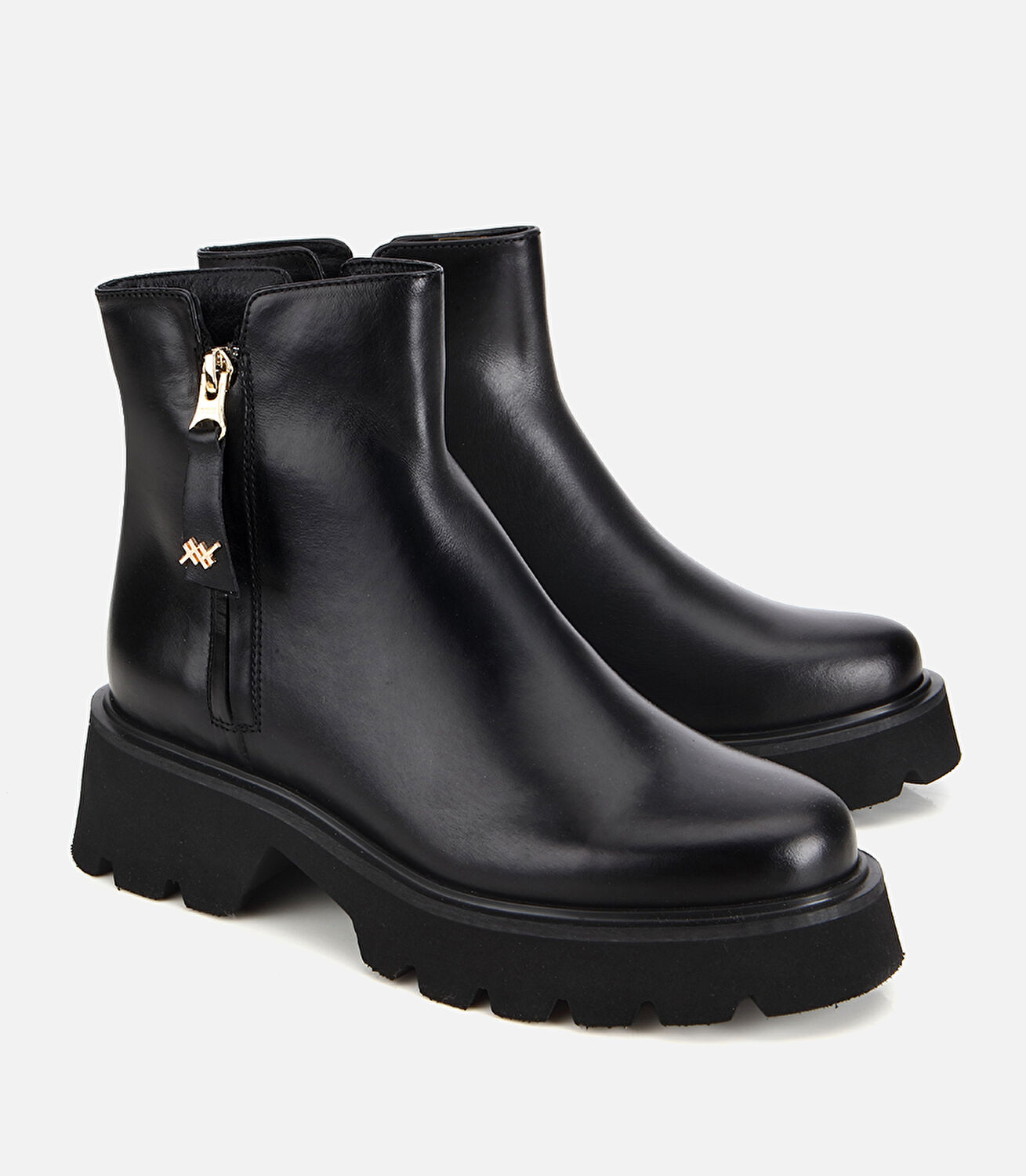 Kadın Deri Siyah Kalın Tabanlı Bilekte Düz Bot