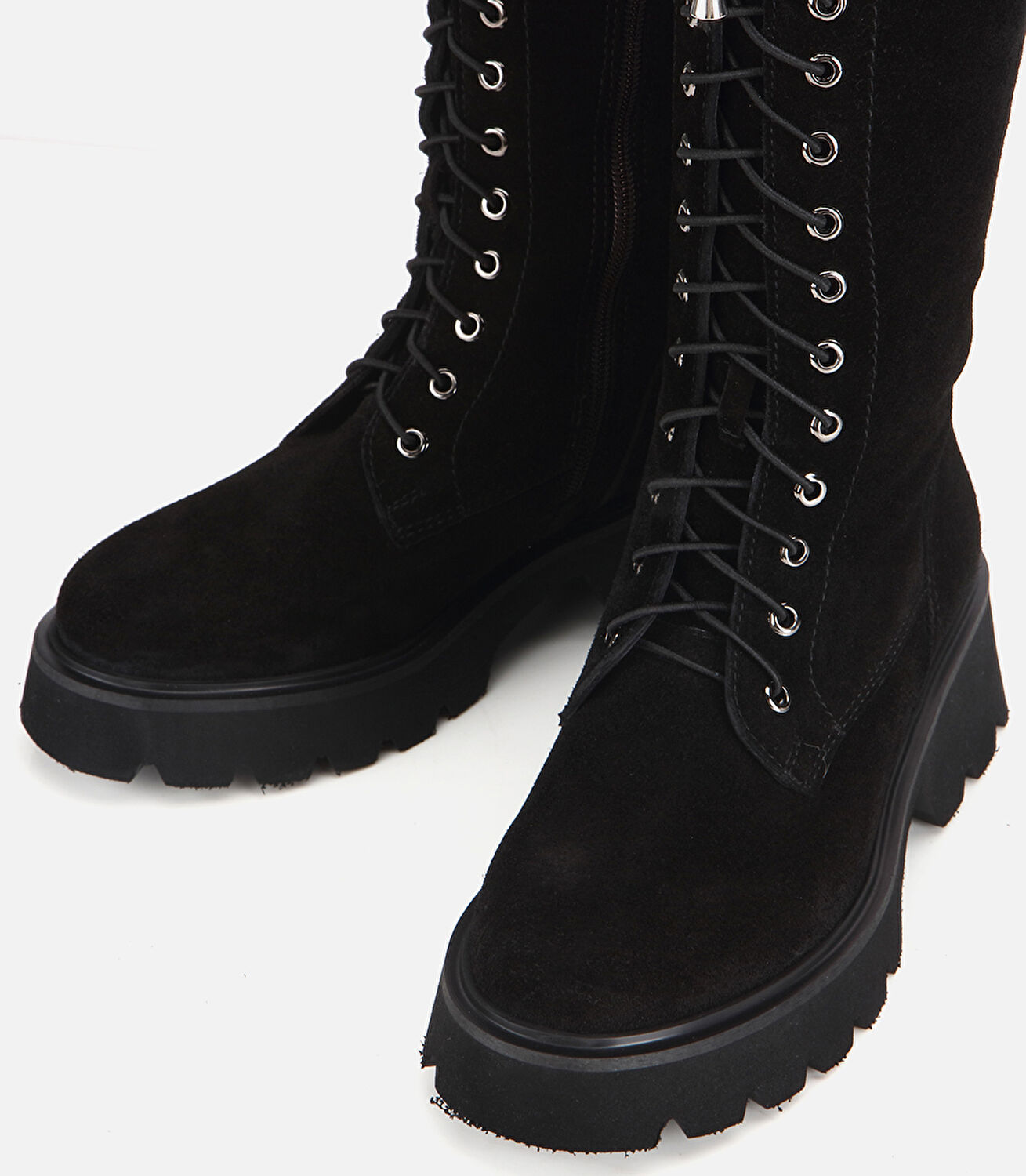 Kadın Süet Deri Siyah Bağcık Detaylı Düz Çizme