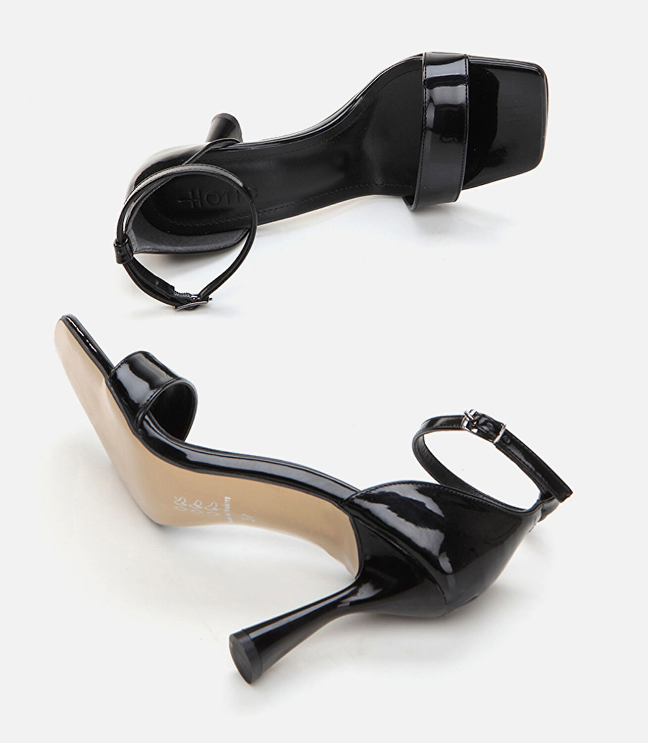 Kadın Siyah Topuklu Sandalet