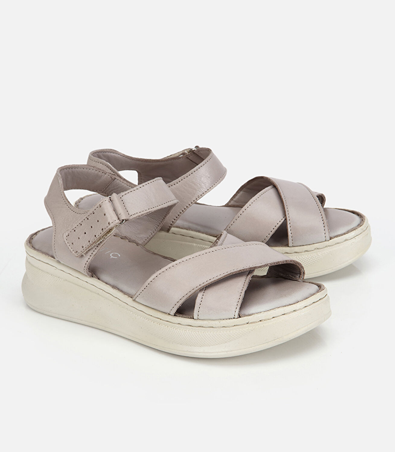 Kadın Deri Gri Yumuşak Comfort Düz Sandalet