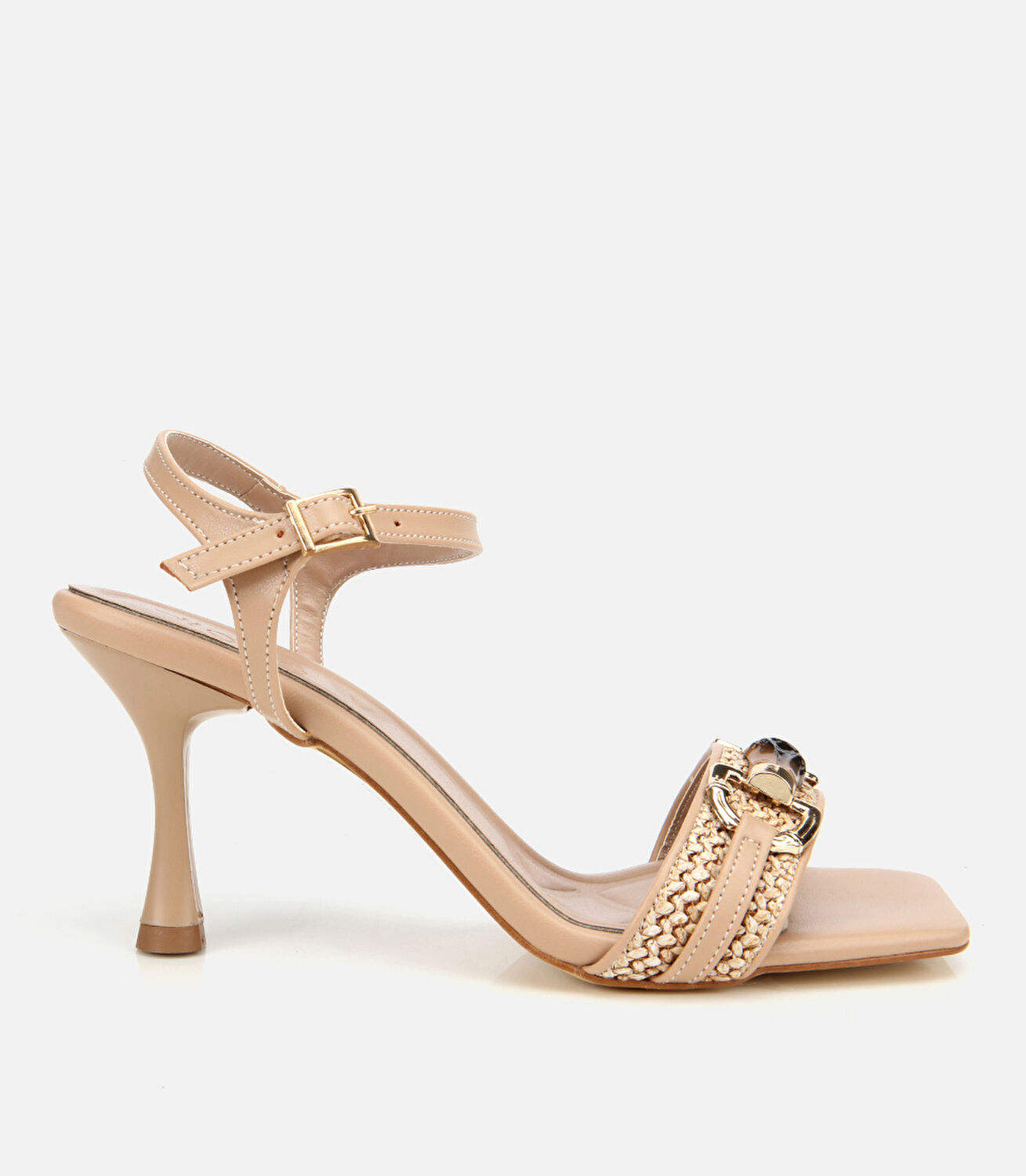 Kadın Bej Hasır Detaylı Tokalı Topuklu Sandalet