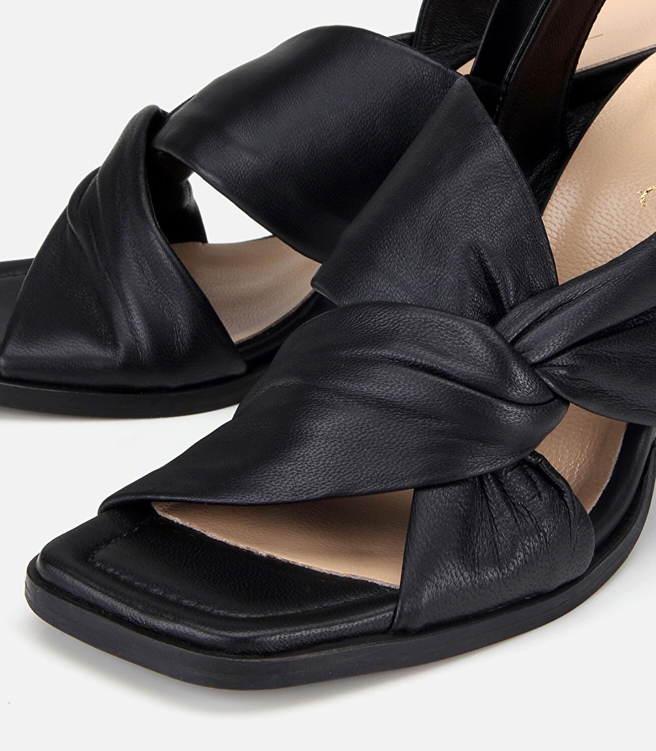 Kadın Deri Siyah Arkası Açık Topuklu Sandalet