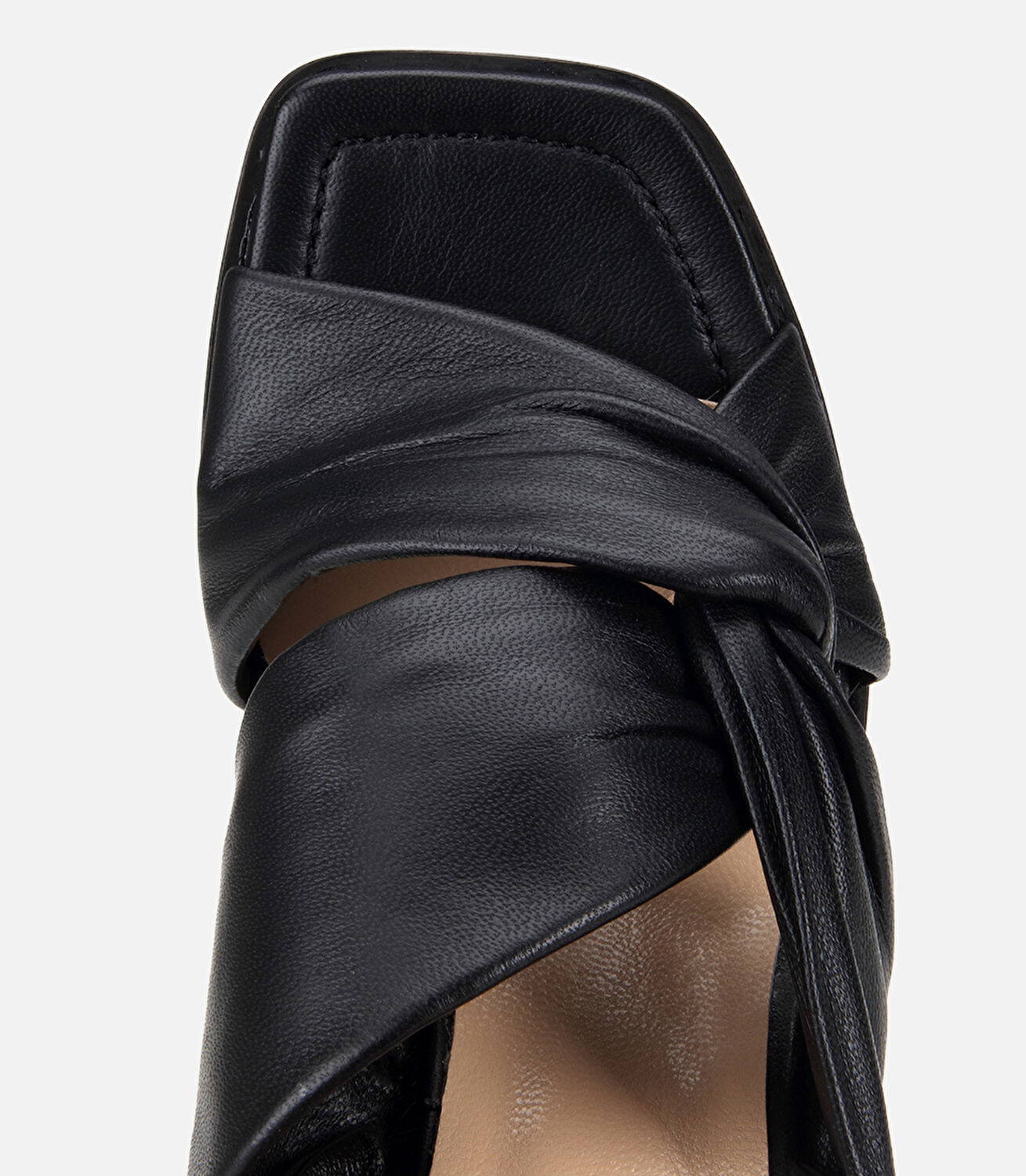 Kadın Deri Siyah Arkası Açık Topuklu Sandalet
