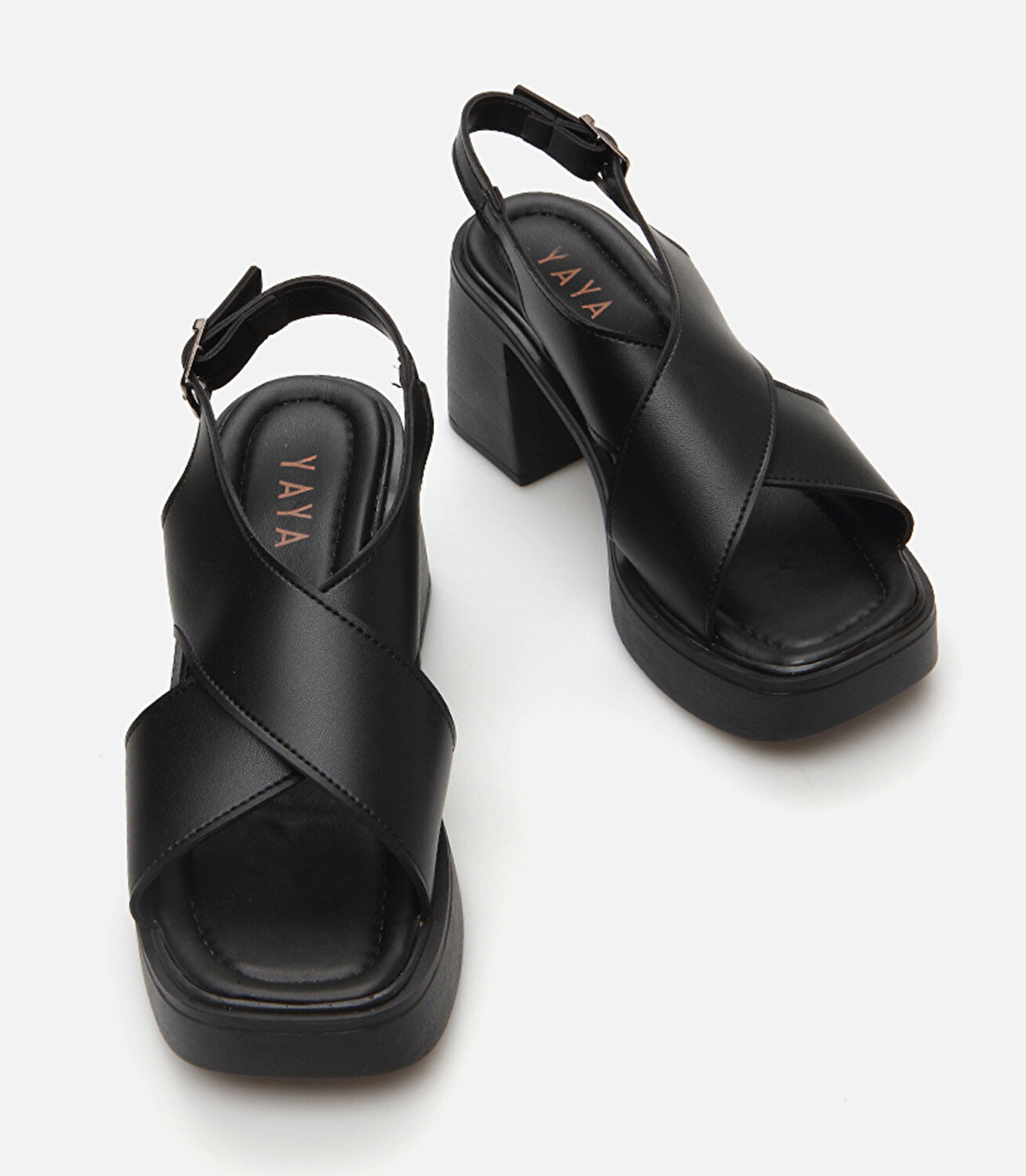 Kadın Siyah Yaya Topuklu Sandalet