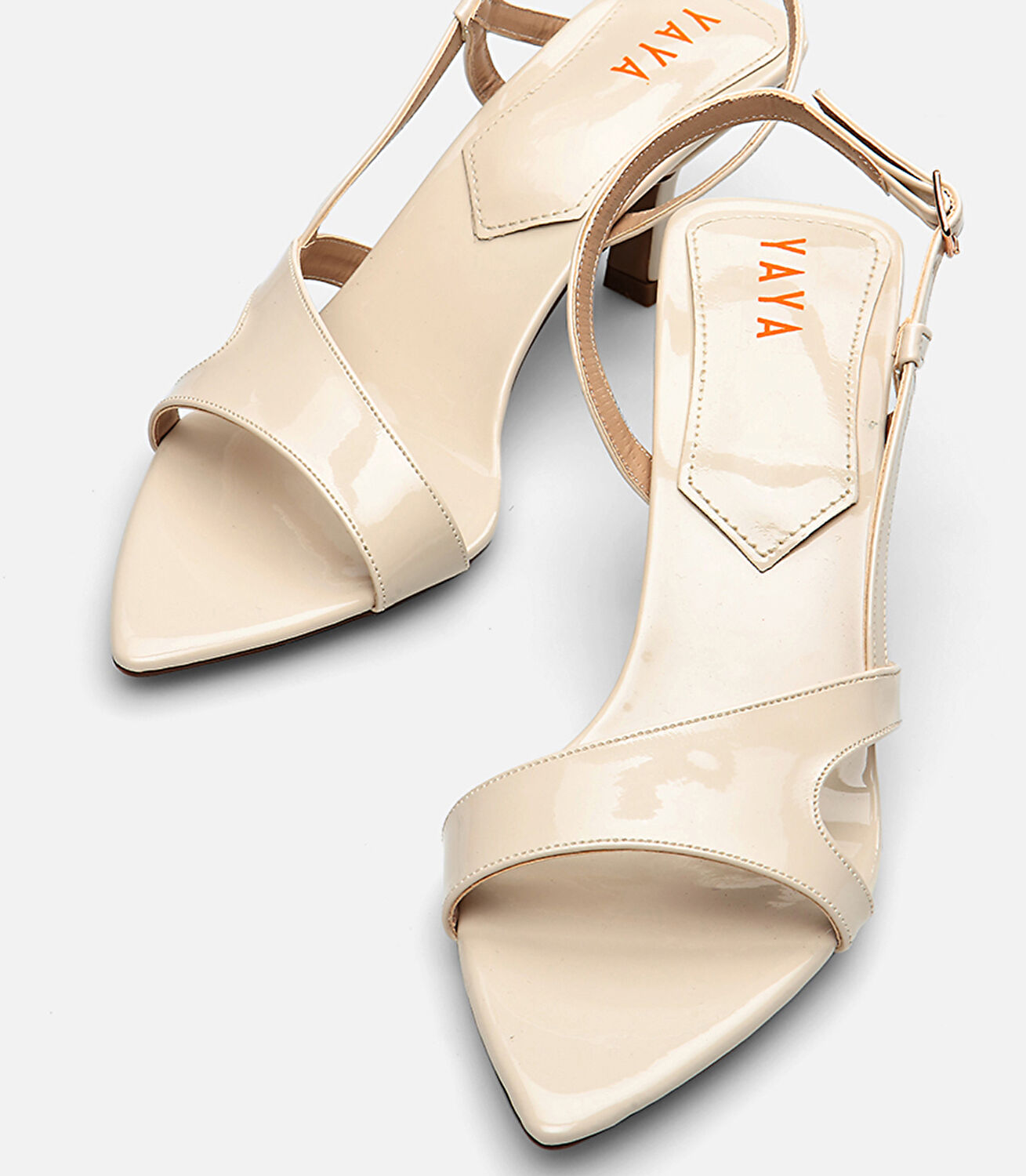 Kadın Ekru Yaya Topuklu Sandalet