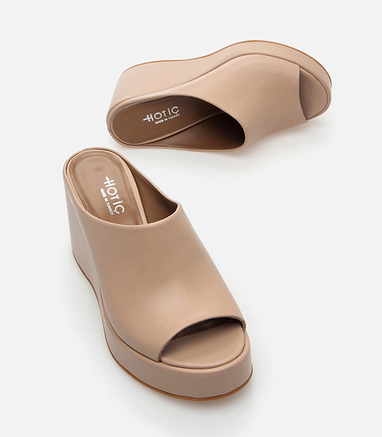 Kadın Deri Bej Terlik