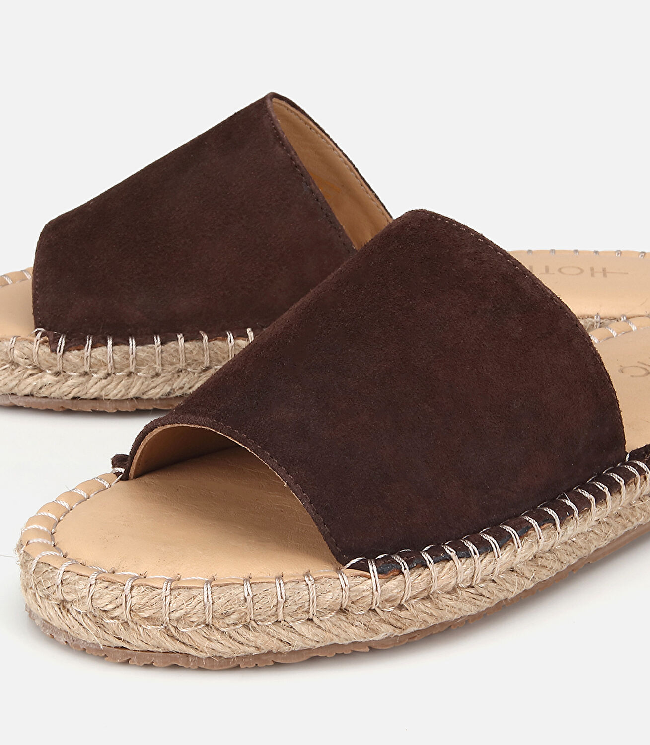 Kadın Süet Deri Kahverengi Hasır Tabanlı Düz Terlik