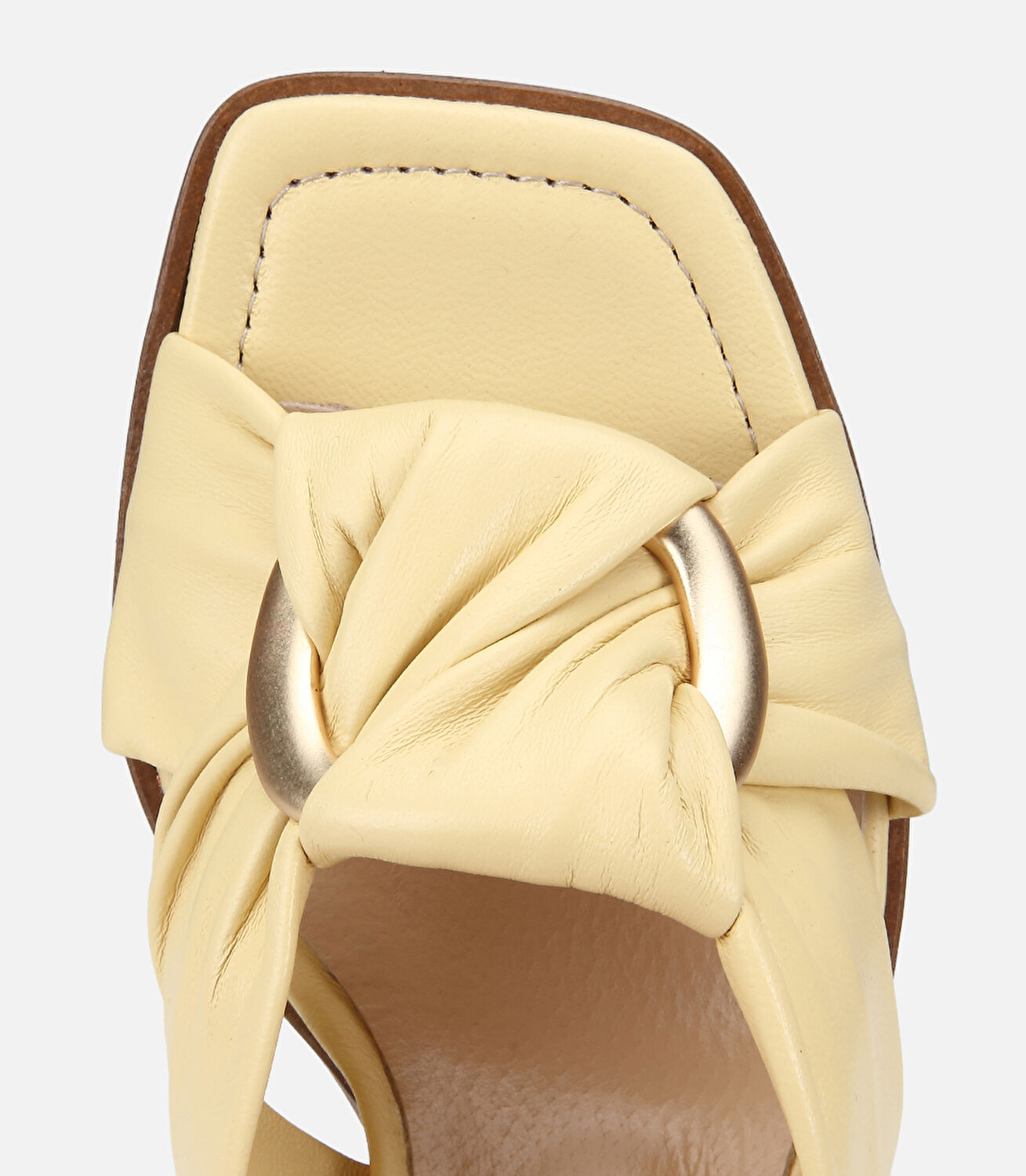 Kadın Deri Sarı Gold Toka Detaylı Topuklu Terlik