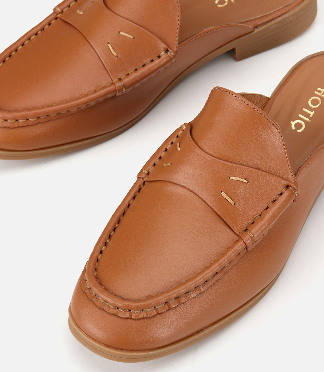 Kadın Deri Taba Dikiş Detaylı Düz Terlik