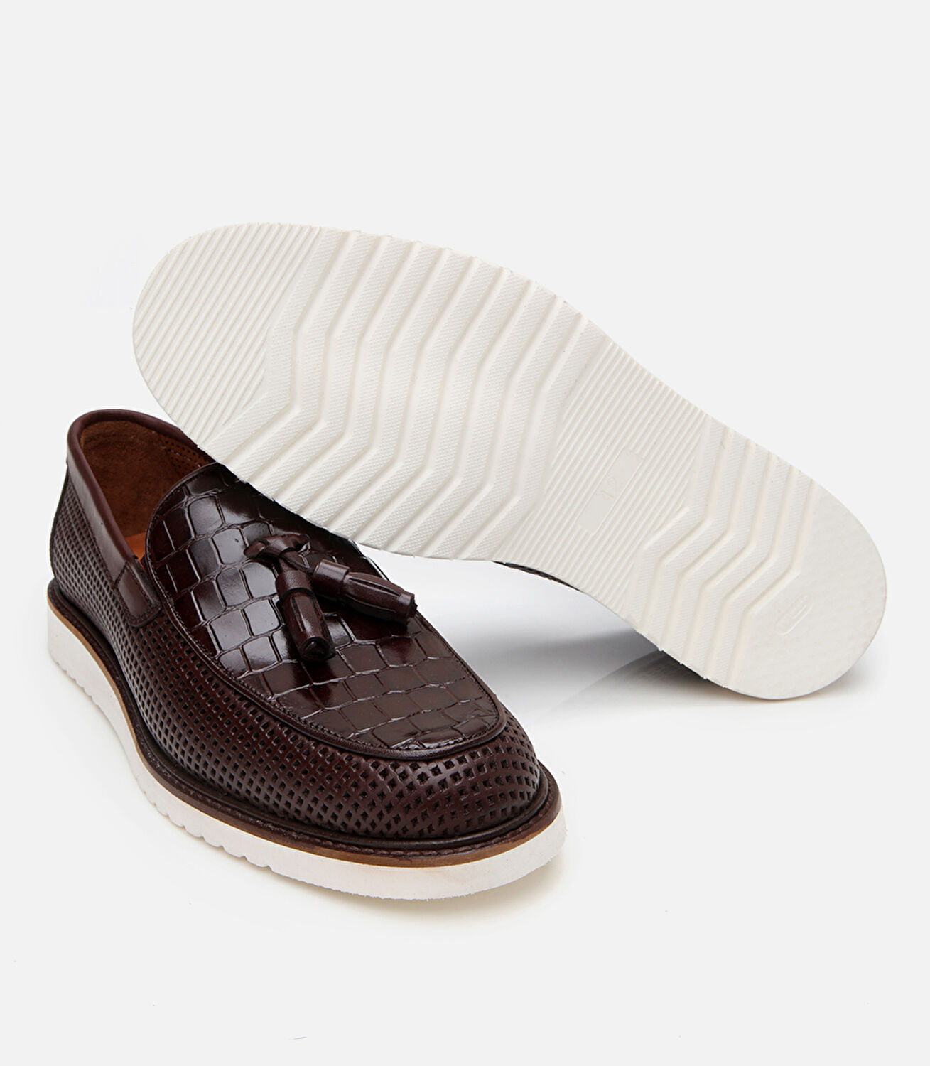 Erkek Deri Kahverengi Kroko Desenli Püskül Detaylı Günlük Loafer
