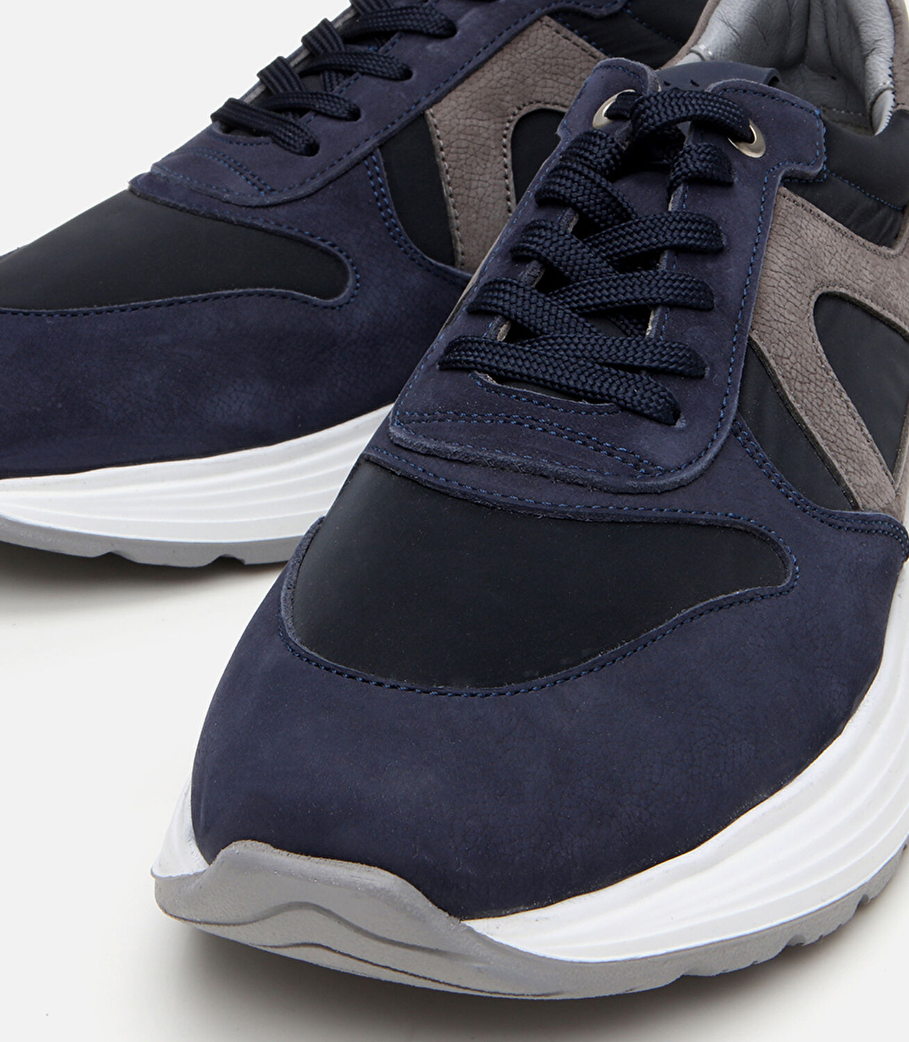 Erkek Süet Deri Lacivert Hafif Tabanlı Spor Ayakkabı