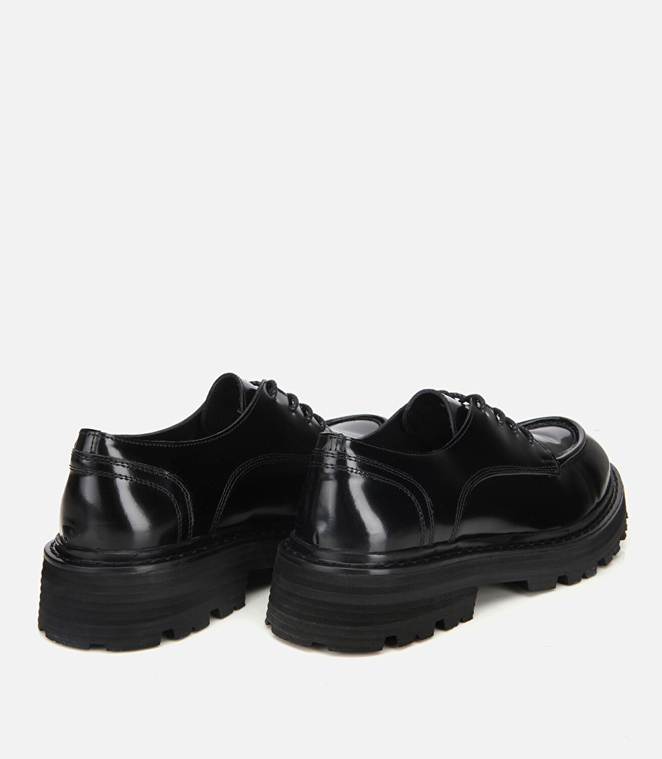 Erkek Rugan Deri Siyah Dikiş Detaylı Kalın Tabanlı Günlük Ayakkabı