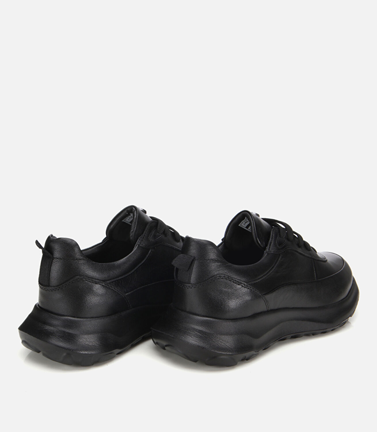 Erkek Deri Siyah Yumuşak Dokulu Yüksek Tabanlı Spor Ayakkabı