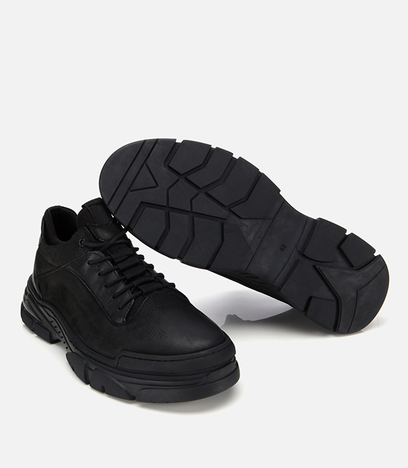 Erkek Nubuk Deri Siyah Comfort Spor Ayakkabı