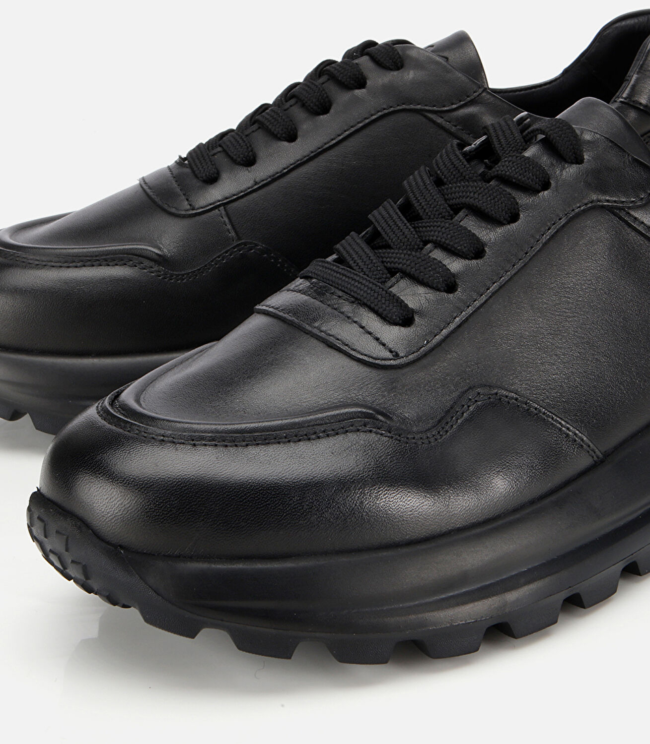 Erkek Deri Siyah Comfort Yüksek Tabanlı Spor Ayakkabı