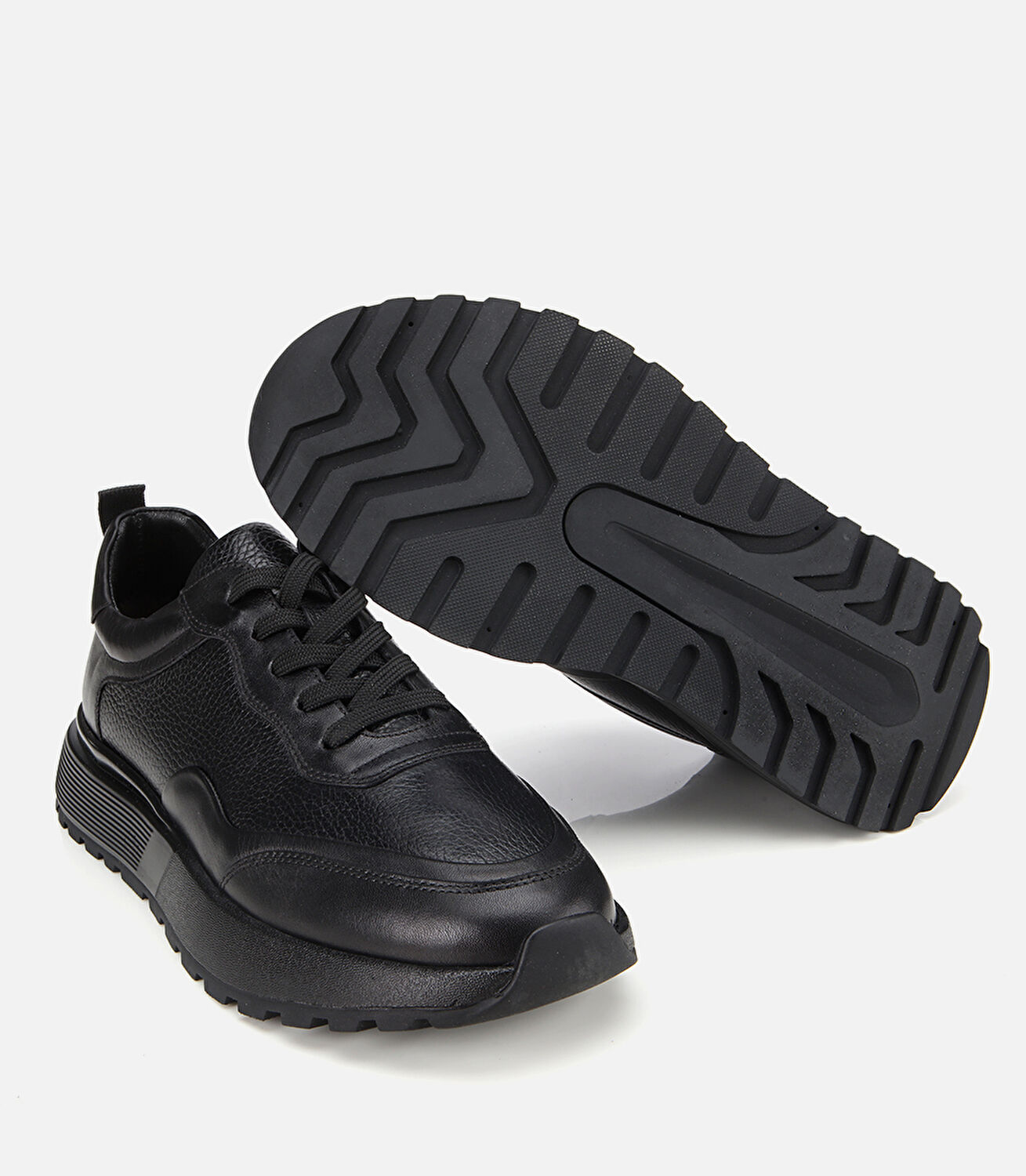 Erkek Deri Siyah Kalın Tabanlı Spor Ayakkabı