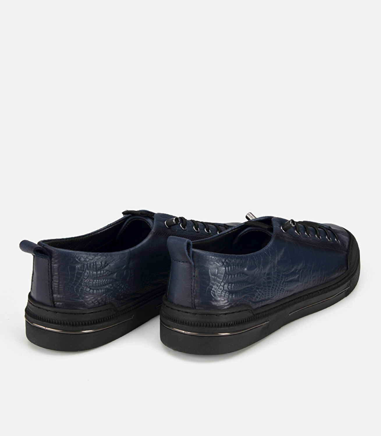 Erkek Deri Lacivert Bağcık Detaylı Düz Spor Ayakkabı