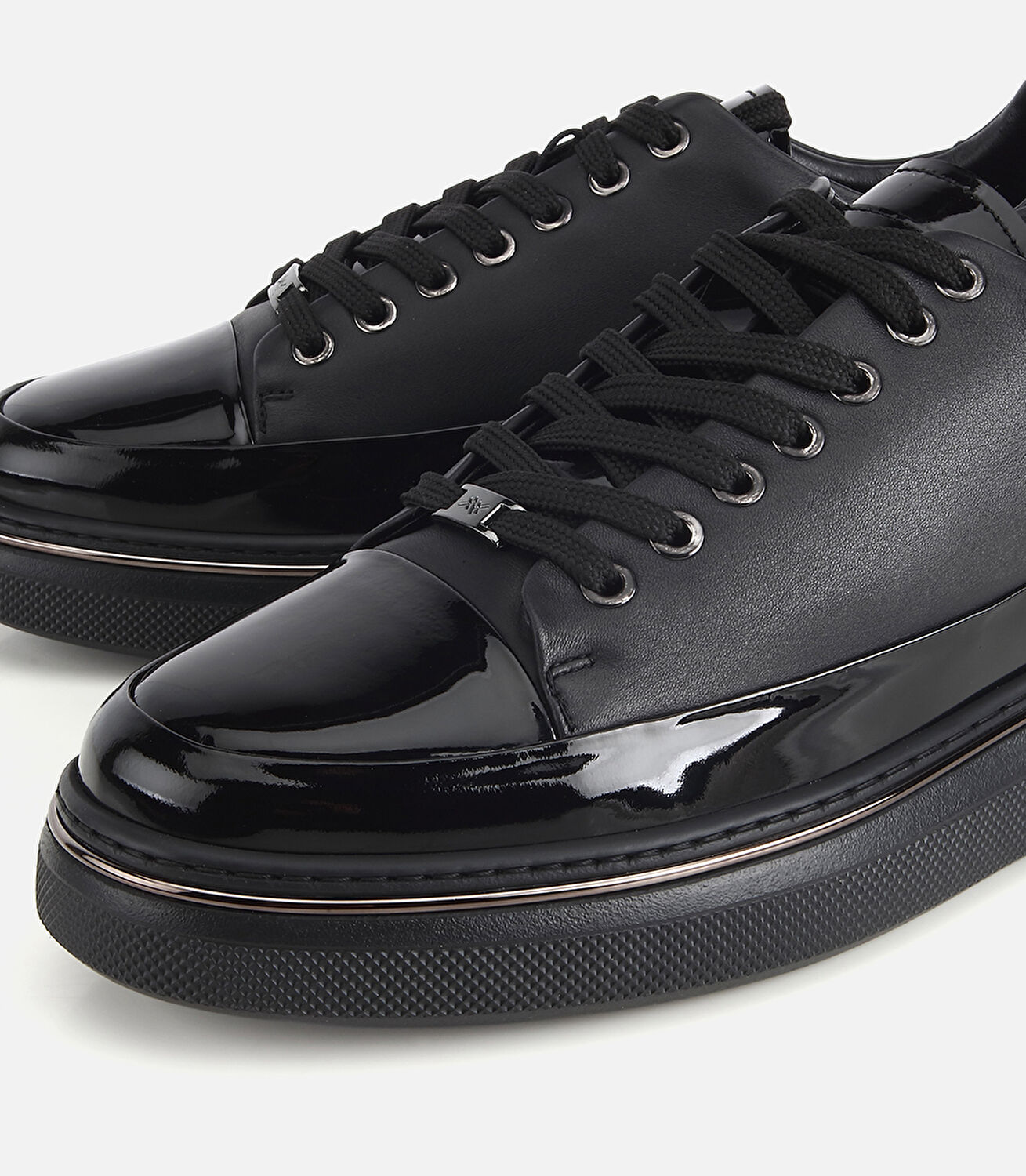 Erkek Deri Siyah Rugan Detaylı Spor Ayakkabı