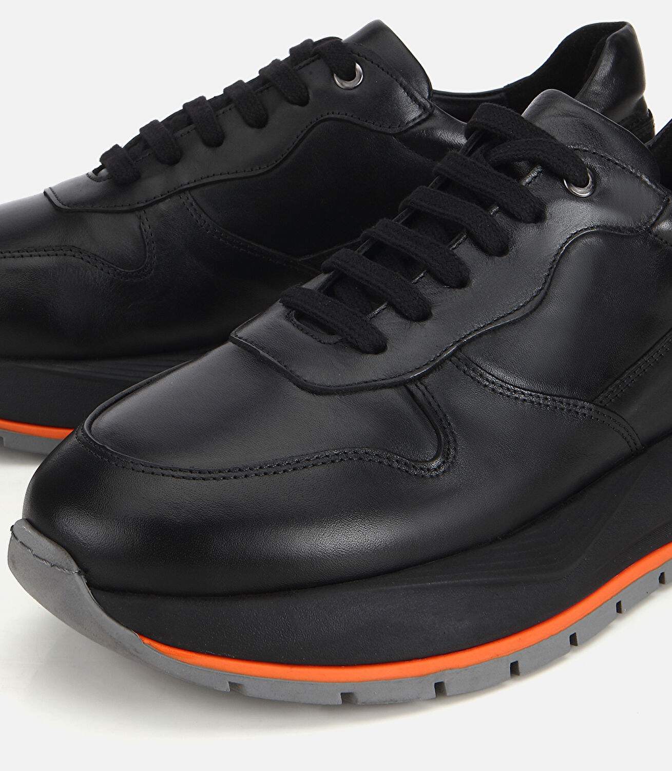 Erkek Deri Siyah Yüksek Tabanlı Spor Ayakkabı