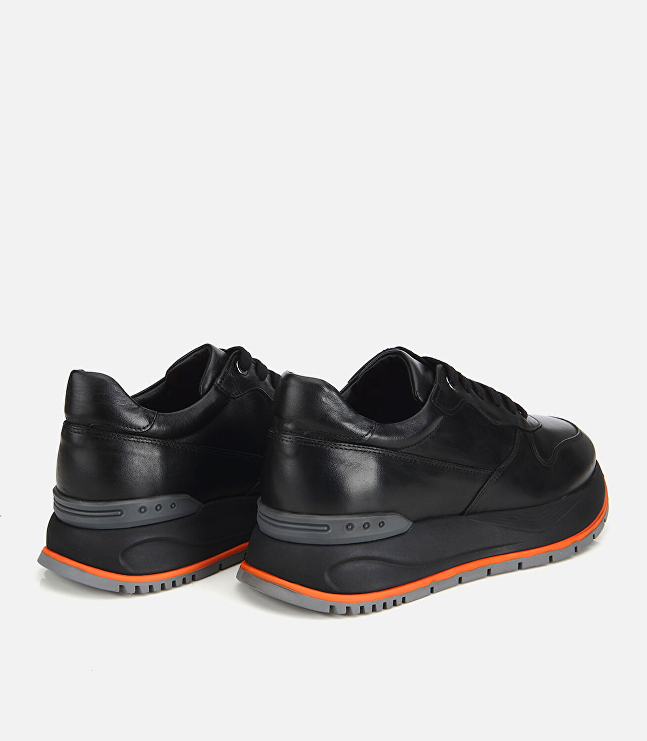 Erkek Deri Siyah Yüksek Tabanlı Spor Ayakkabı