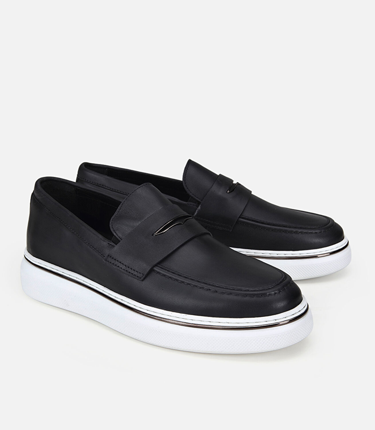 Erkek Deri Siyah Metal Toka Detaylı Günlük Loafer