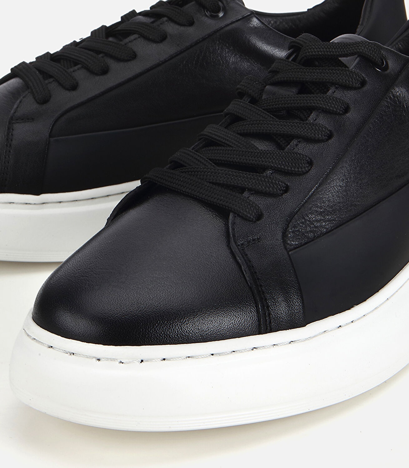 Erkek Deri Siyah Yüksek Tabanlı Günlük Ayakkabı