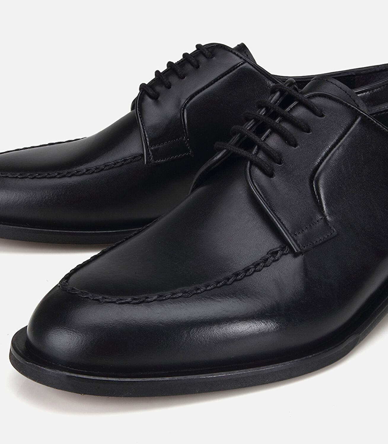 Erkek Deri Siyah Dikiş Detaylı Klasik Ayakkabı