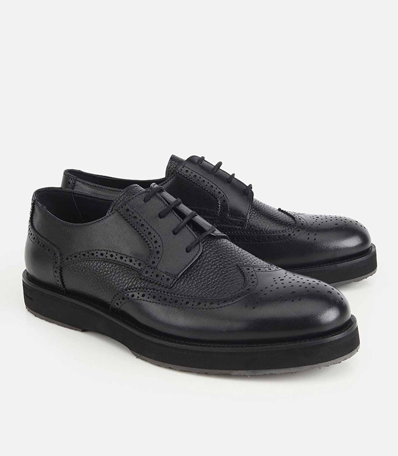 Erkek Deri Siyah Dikiş Detaylı Günlük Ayakkabı