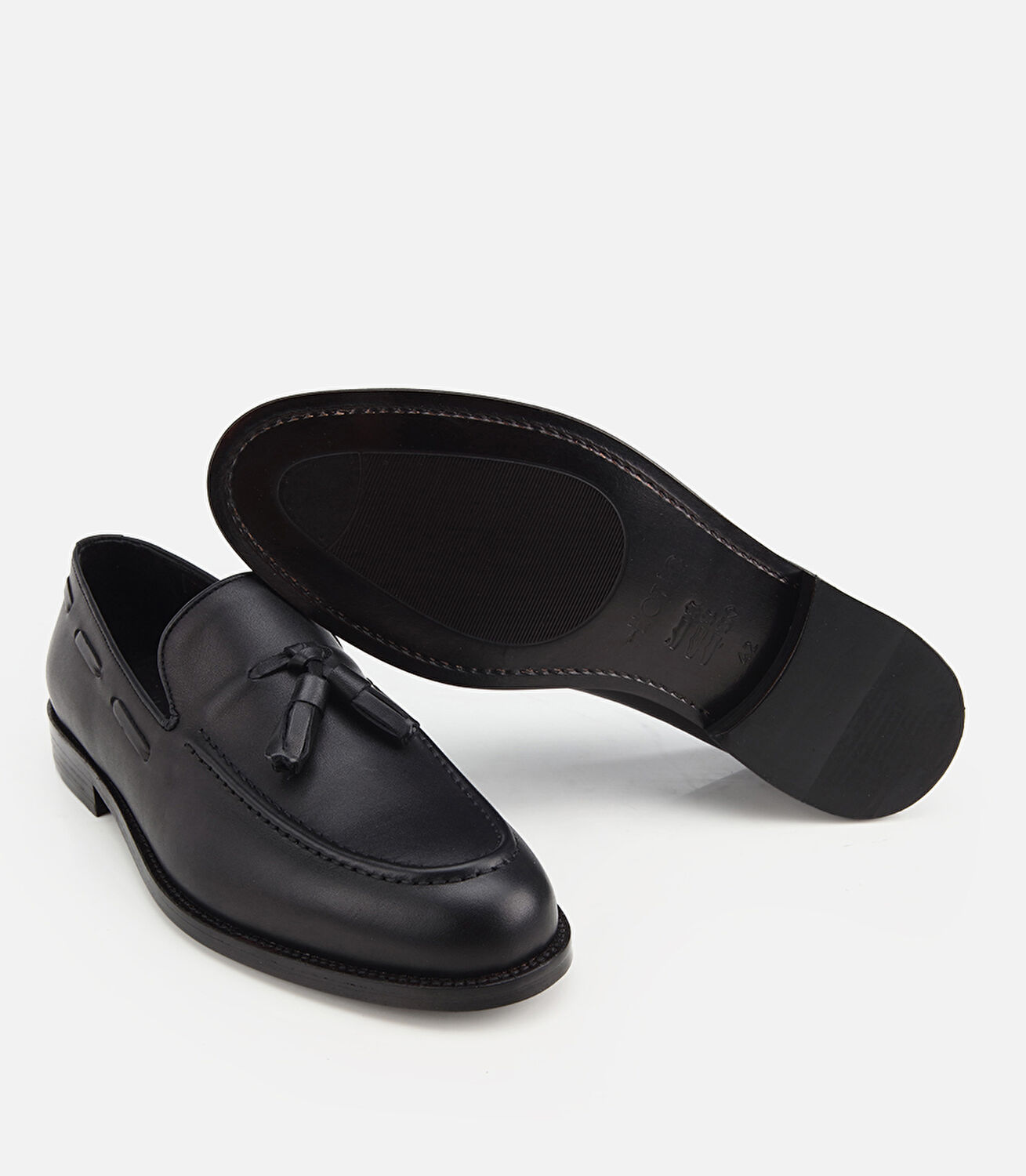 Erkek Deri Siyah Püskül Detaylı Klasik Loafer