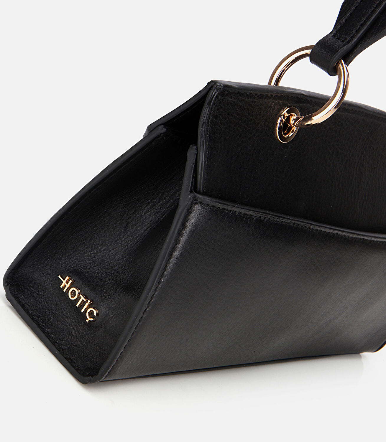 Kadın Deri Siyah Kilit Detaylı Omuz Çantası