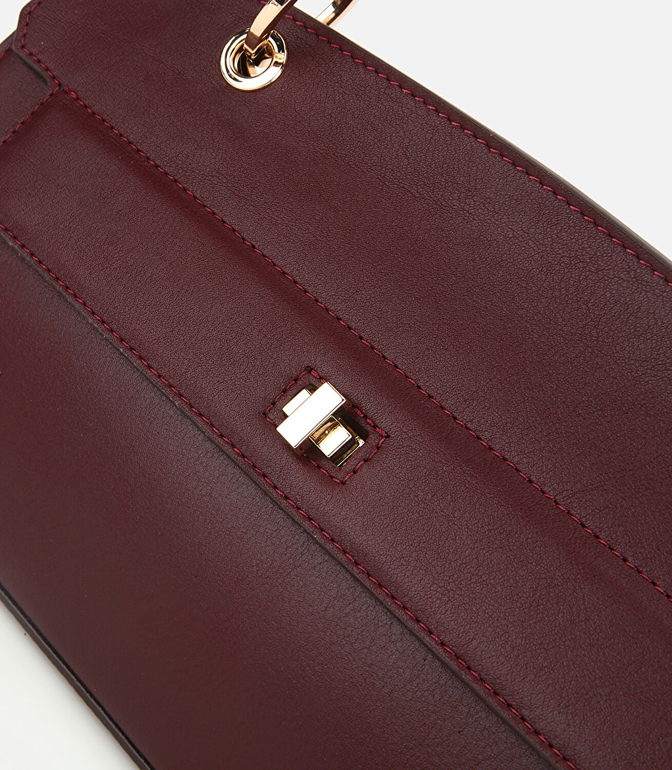 Kadın Deri Bordo Kilit Detaylı Omuz Çantası