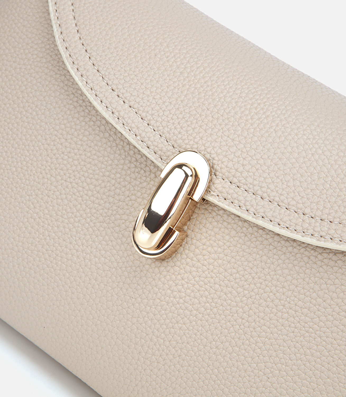 Kadın  Bej Kilit Detaylı Omuz Çantası