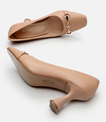 Naturel Kadın Stiletto